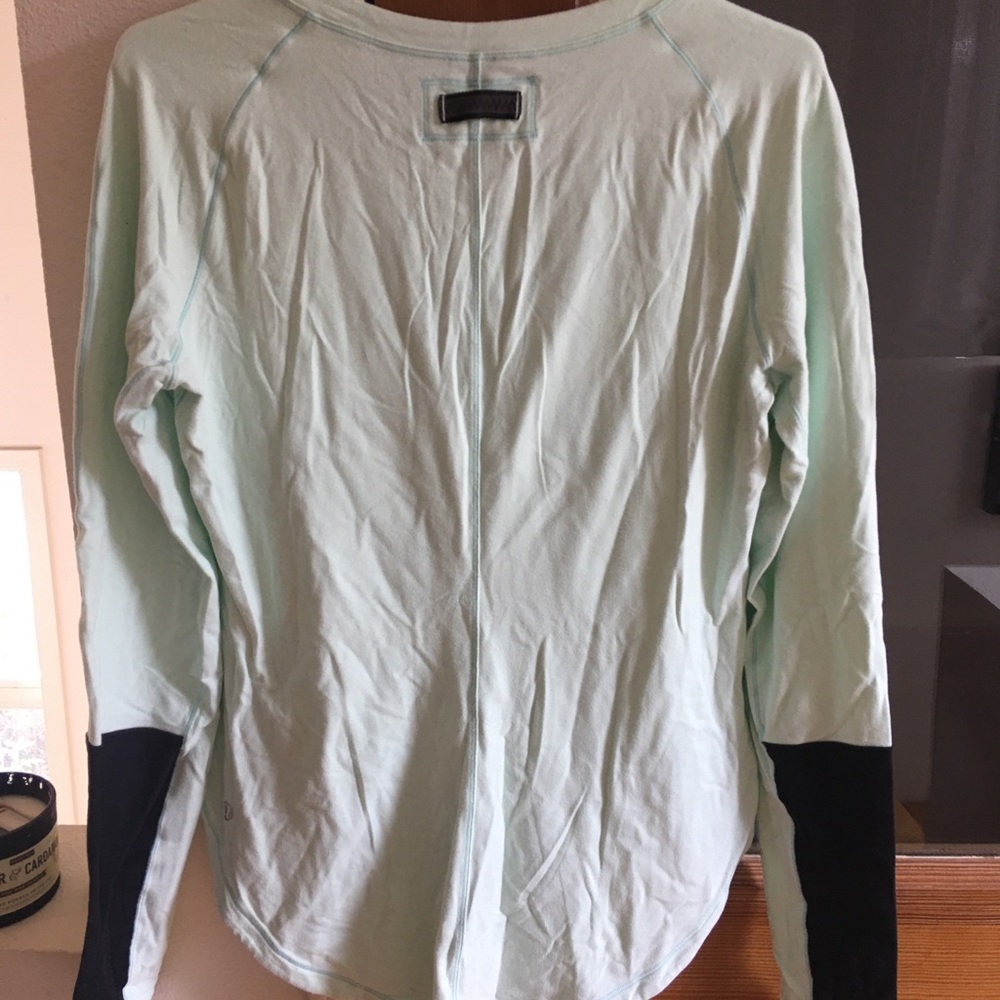 Lululemon Top - Picture 2 of 3